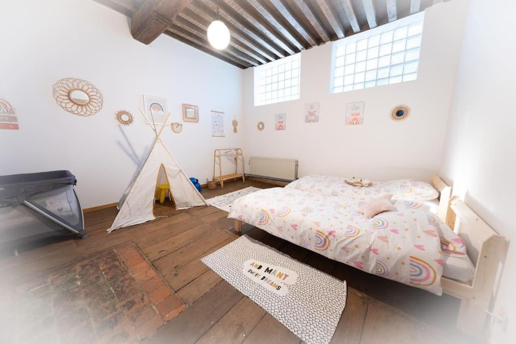 Camelia, Un Charme Montois Villa Mons Exterior photo