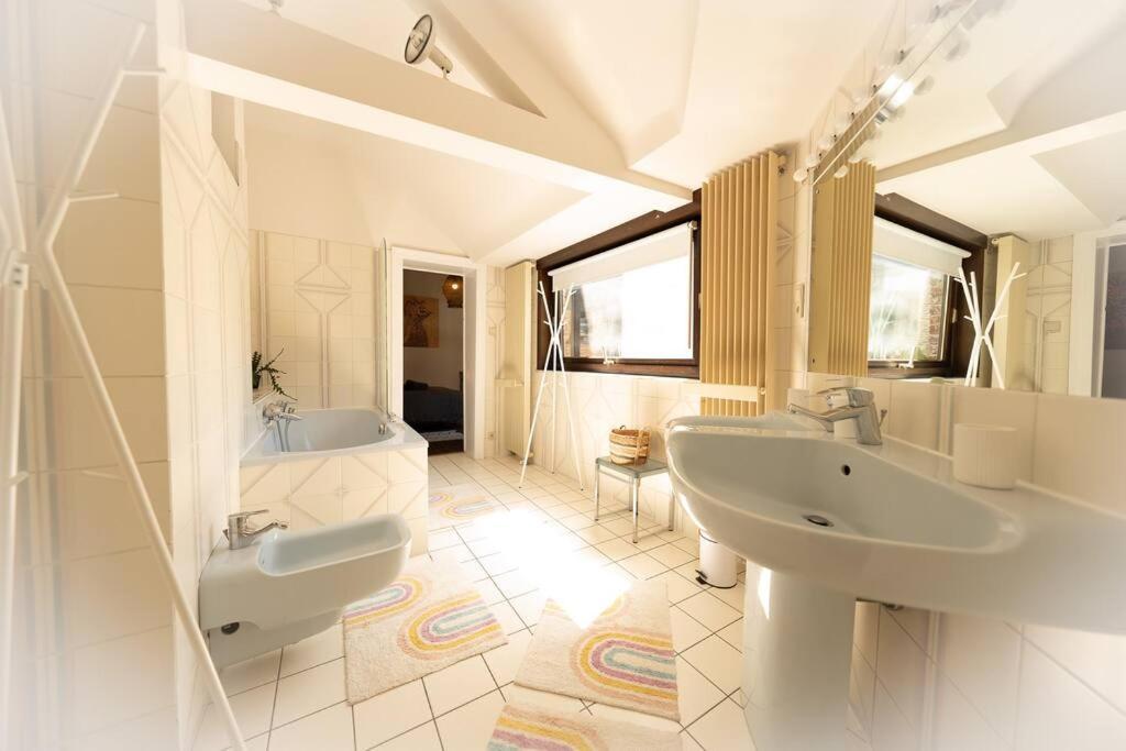 Camelia, Un Charme Montois Villa Mons Exterior photo